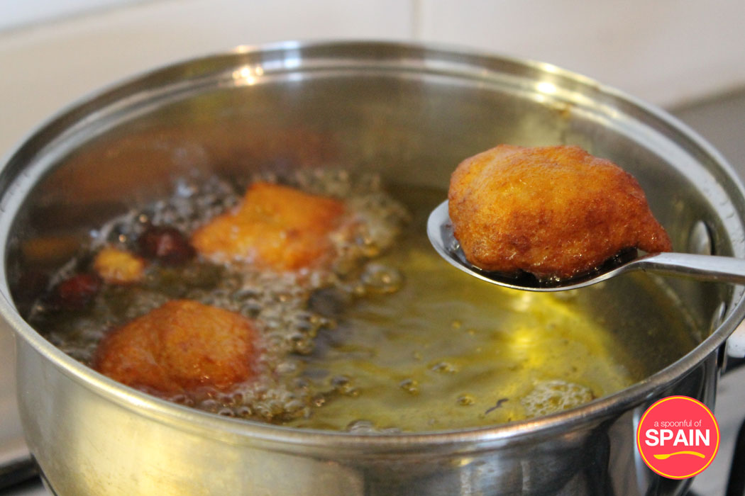 frying-bunuelos